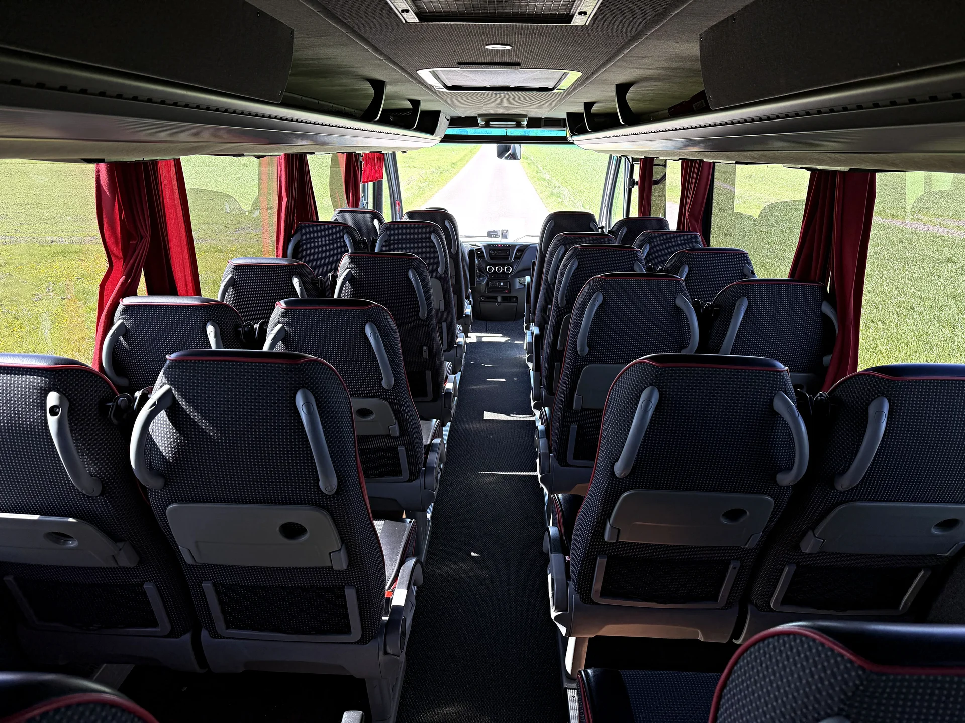 Autokar 30 miejsc — Iveco