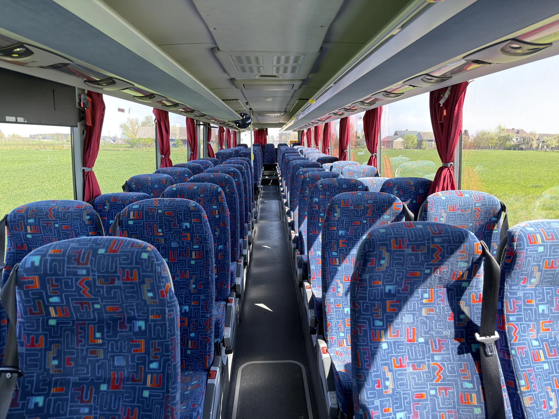 Autokar 70 miejsc — Setra
