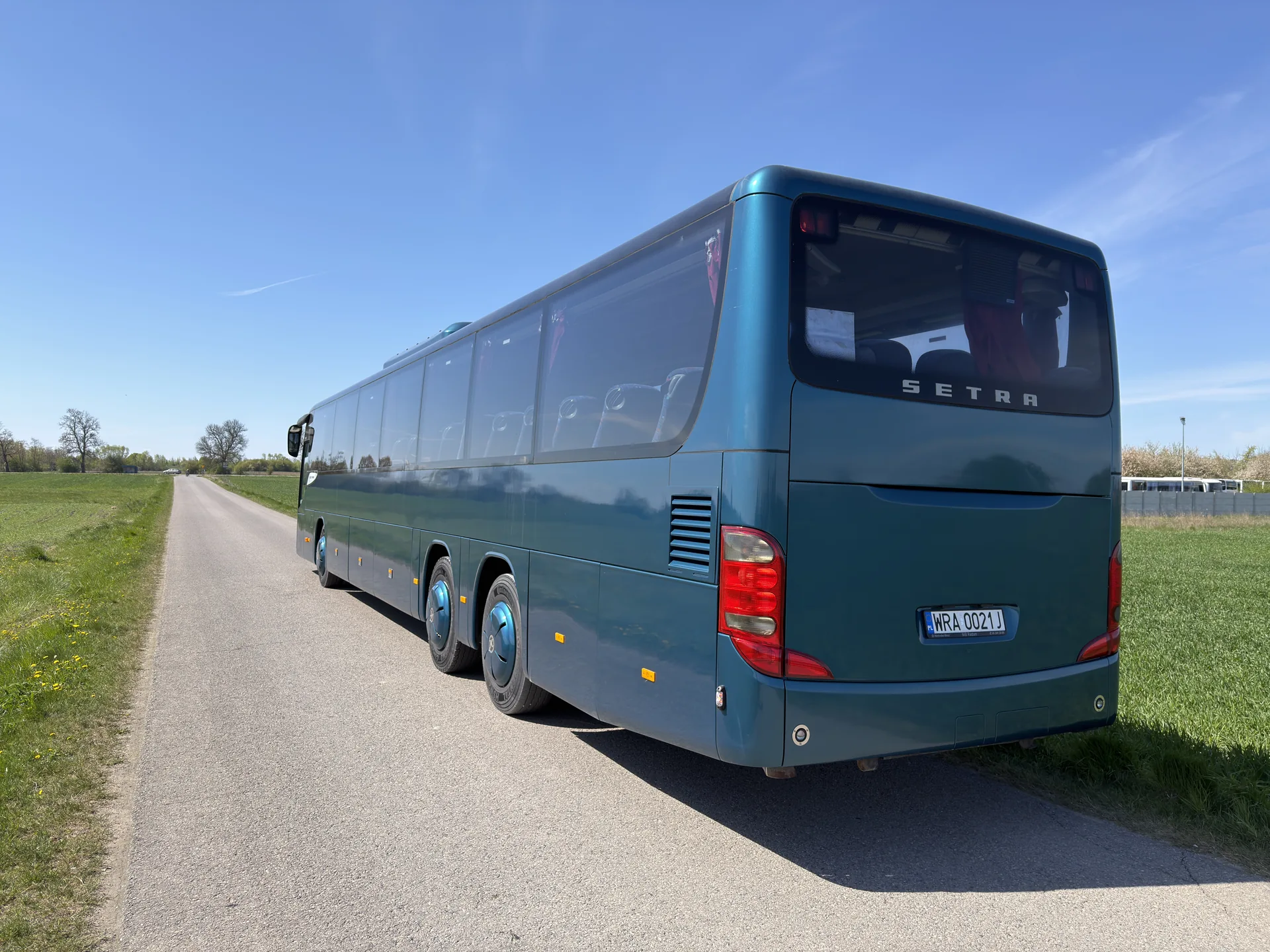 Autokar 70 miejsc — zdjęcie 4