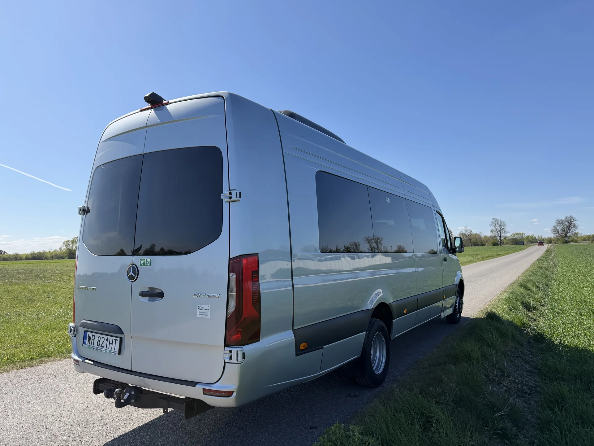 Bus 23 miejsca — Mercedes